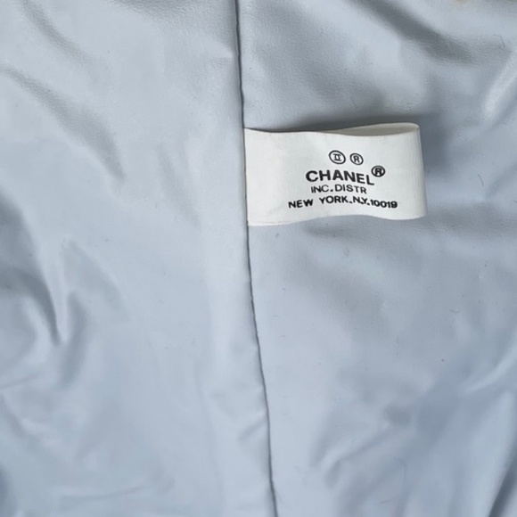 CHANEL Canvas and Rope Drawstring Bucket Bag and Backpack/Beach Bag - Picture 11 of 11